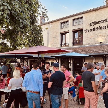 Hostellerie Au Rendez-Vous Des Amis Chaumont  Εξωτερικό φωτογραφία