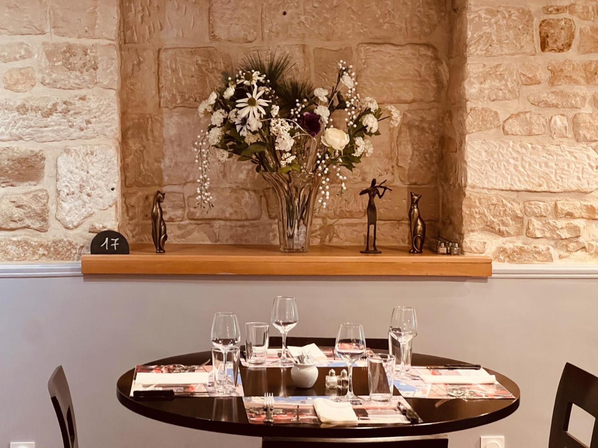 Hostellerie Au Rendez-Vous Des Amis Chaumont  Εξωτερικό φωτογραφία